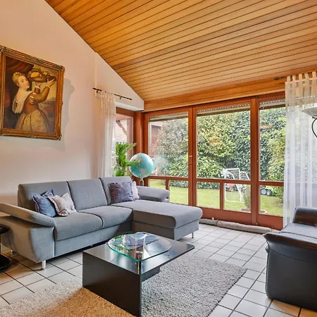 Holiday home Familyhouse Cologne Huerth