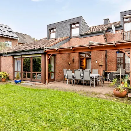 Familyhouse Cologne *