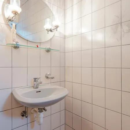 Familyhouse Cologne * Huerth