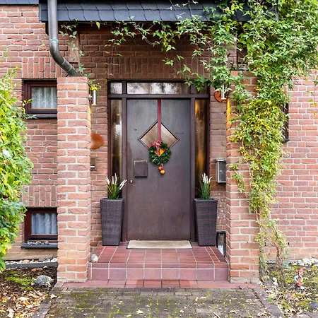 Holiday home Familyhouse Cologne Huerth
