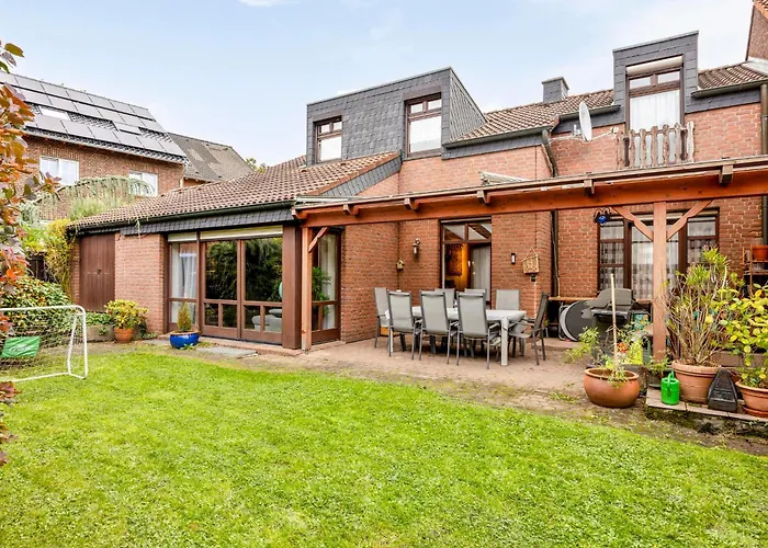 Familyhouse Cologne *